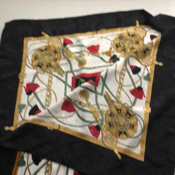 Equestrian themed scarf - Picture 3 of 5